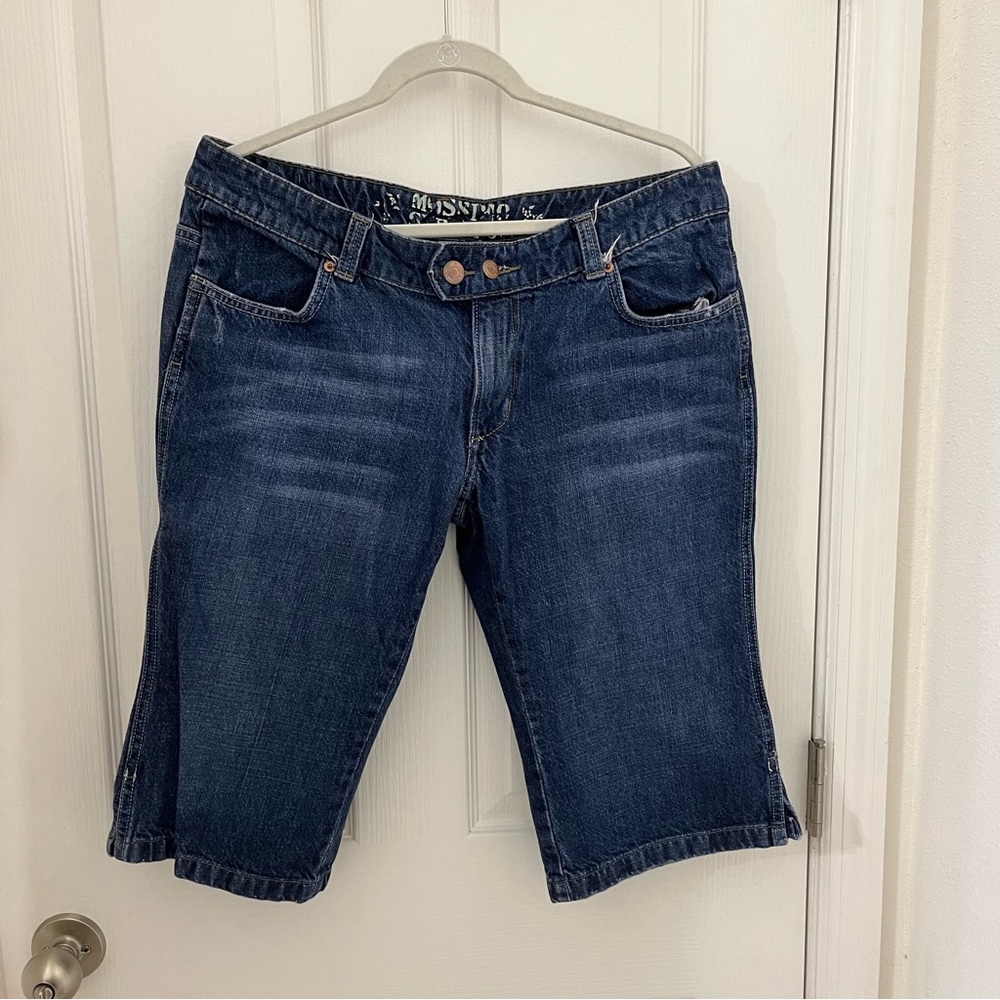 Mossimo capri denim. Size 15.